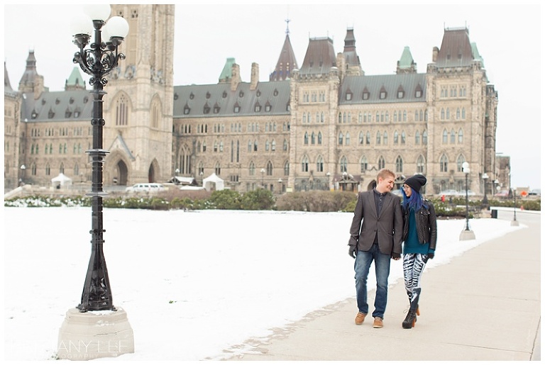 Parliament Hill Winter Engagement Session
