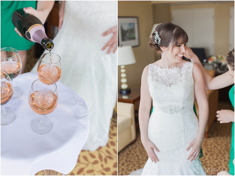 Bride getting ready at the Ottawa Marriott Hotel