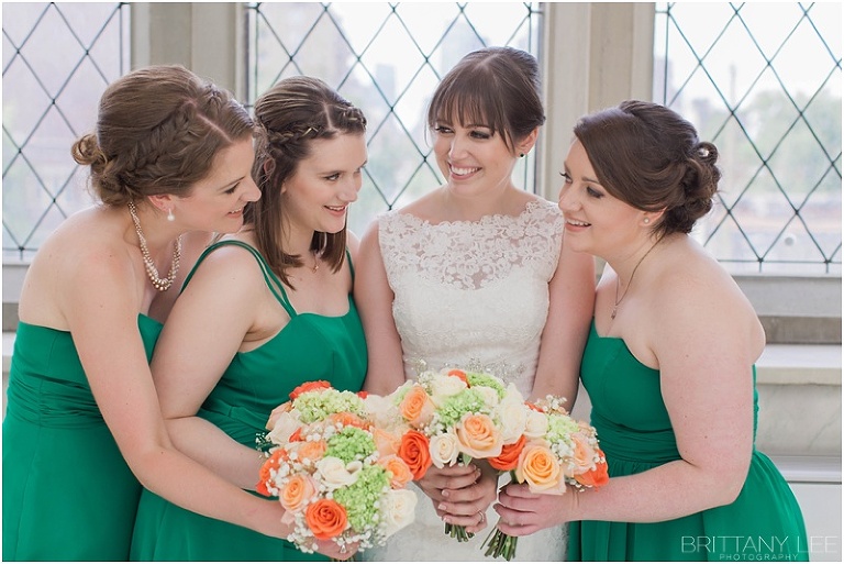 Wedding party photos, green bridesmaid dresses