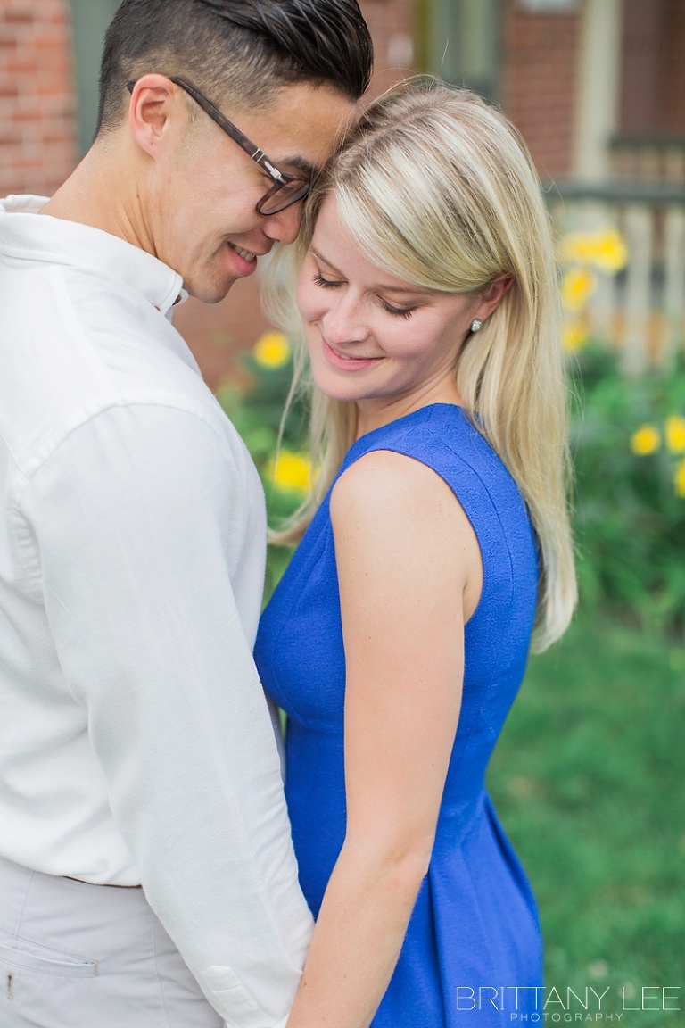 Engagement session at Tabaret Hall, Univeristy of Ottawa