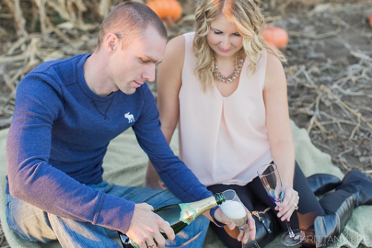 Ottawa_Pumpkin_Farm_Engagement_Session_013