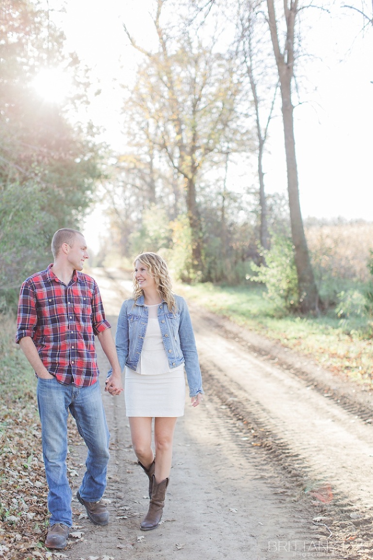 Ottawa Fall engagement photography