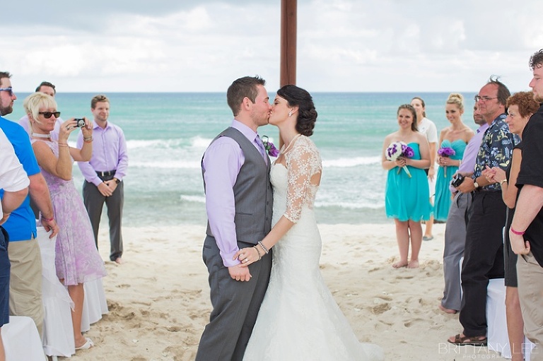 ceremony at Mexico Resort - Ottawa Destination wedding photographer