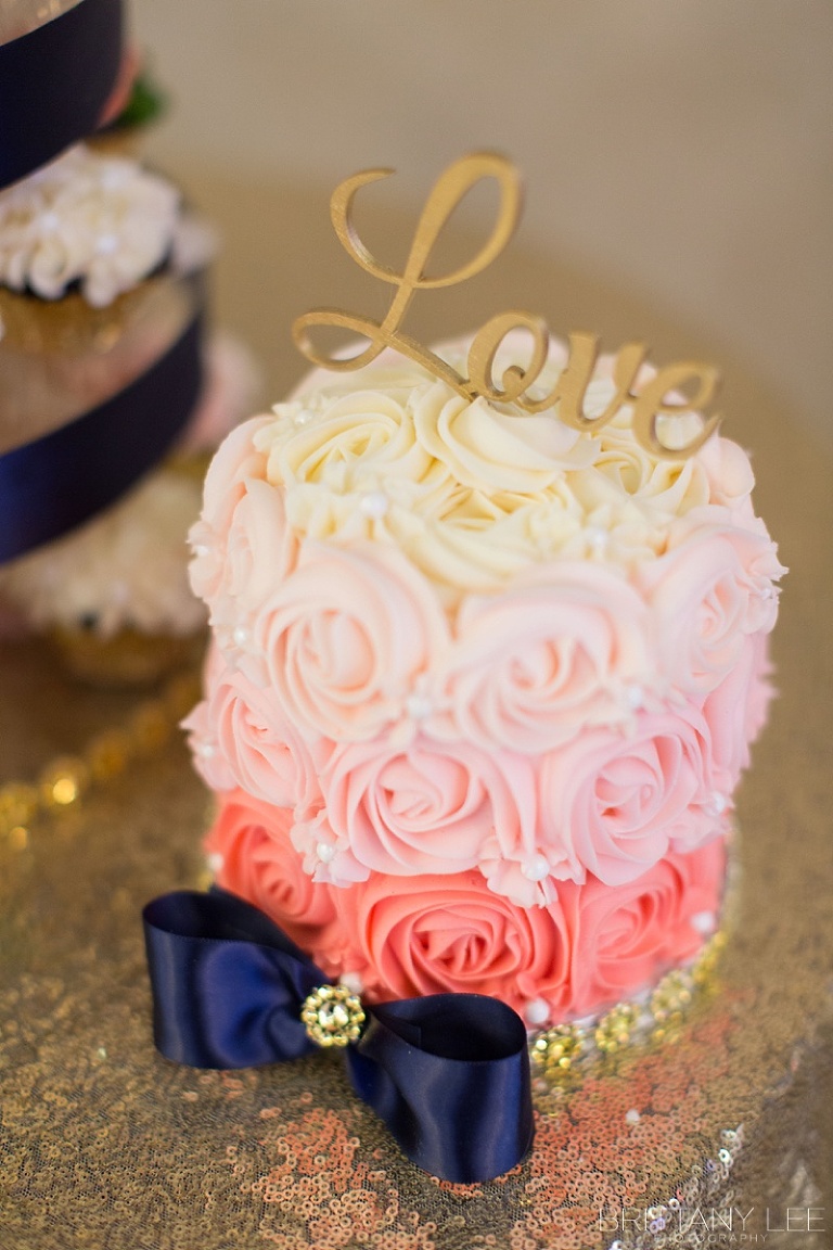 Ottawa Wedding cake with pink roses