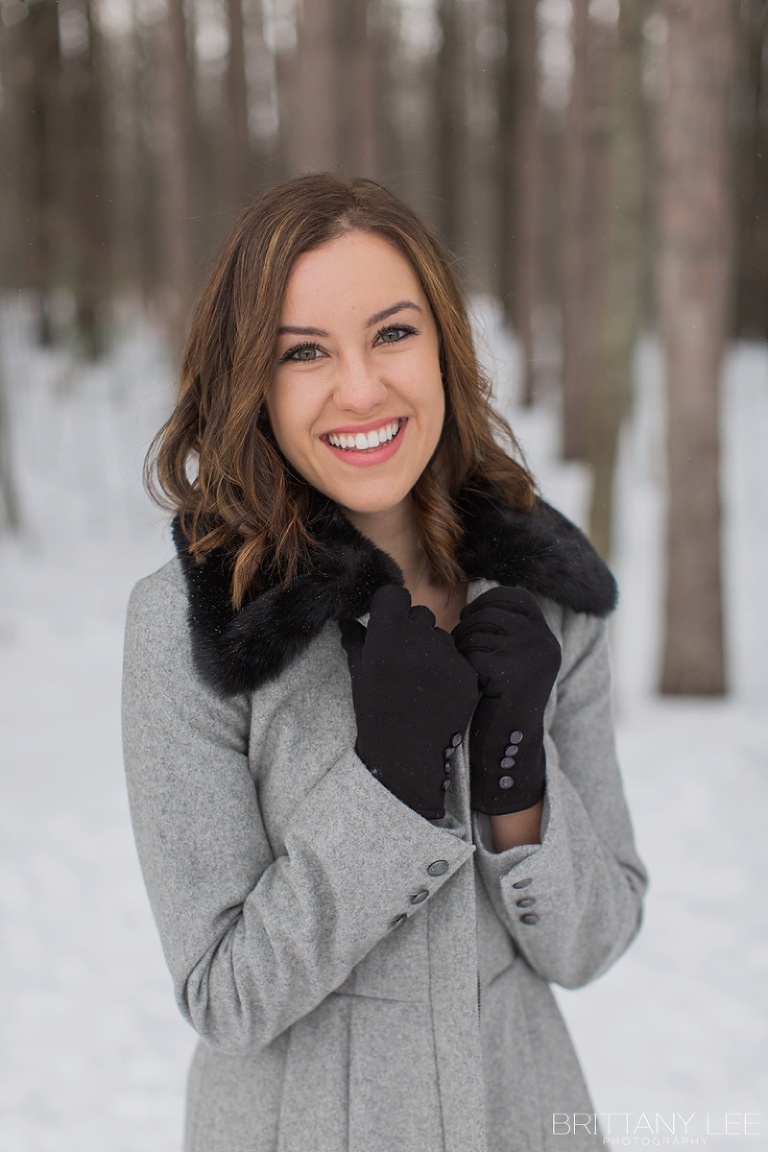 Outfit ideas for outdoor winter portraits in Ottawa