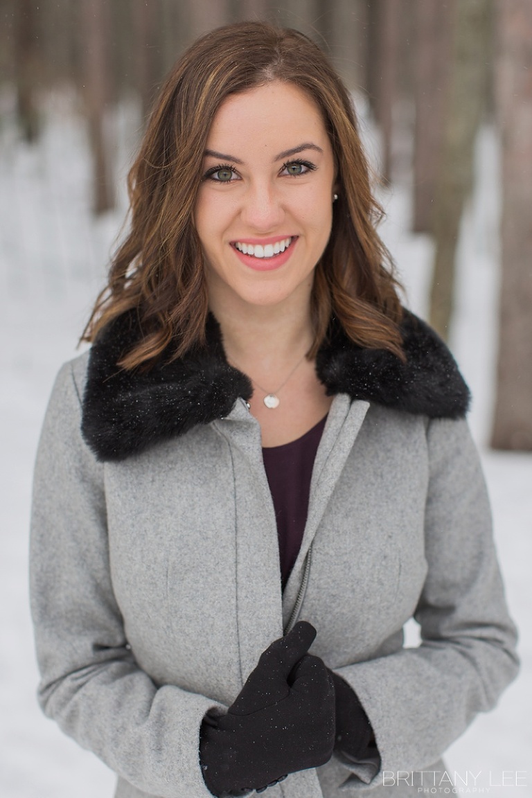 Ottawa winter portrait session in forrest