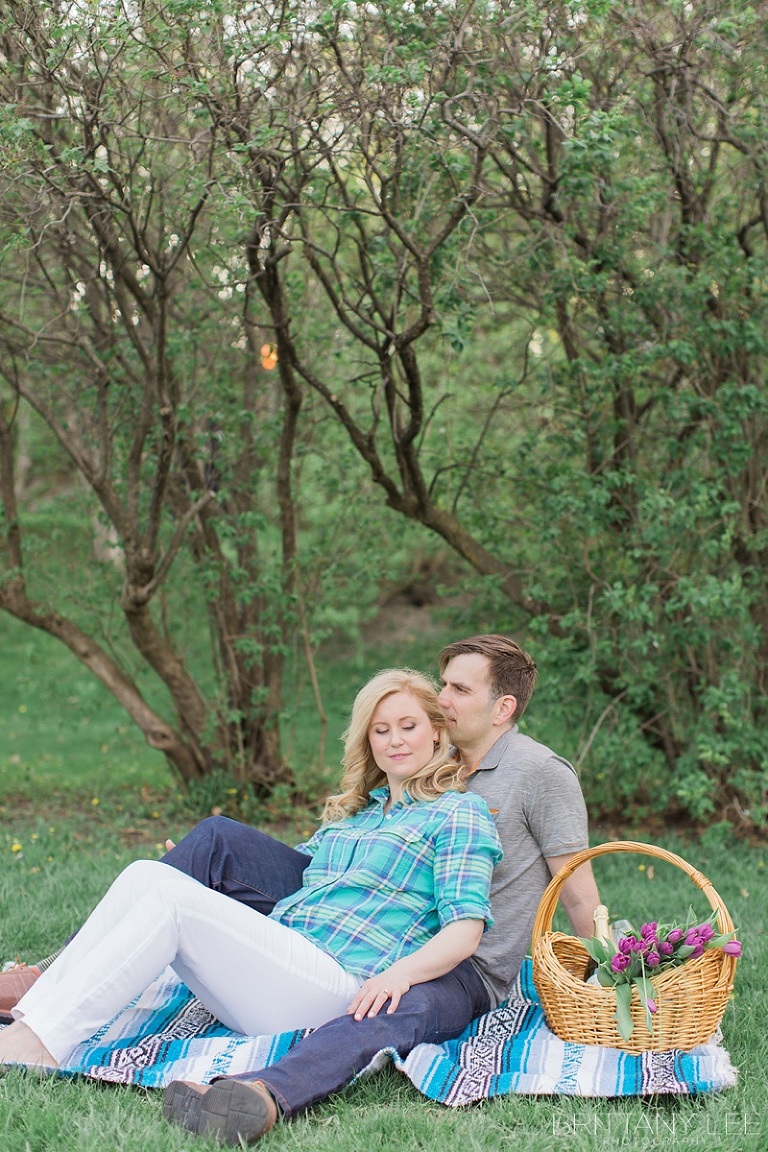 Strathconca Park Engagement Photos - Ottawa Bride and Groom having champagne picnic