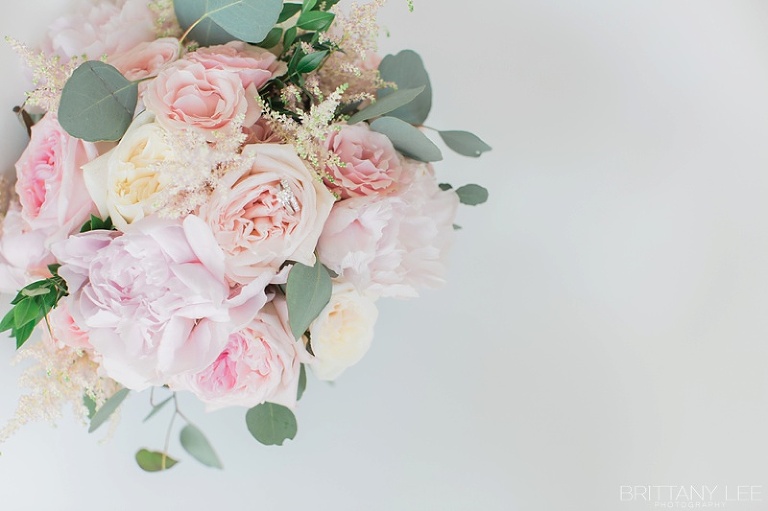 Bridal bouquet with blush and white flowers