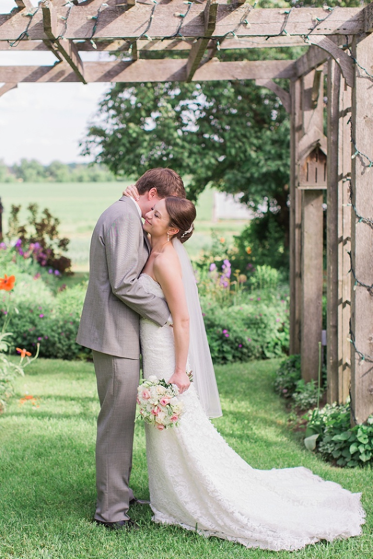 Bride and Groom photos on wedding at Strathmere Garden House Ottawa