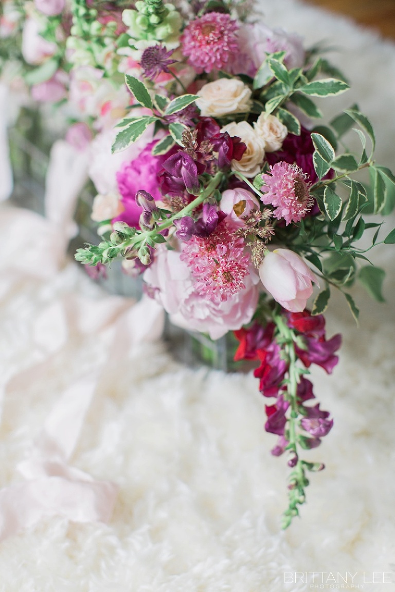 Romantic and modern bridal bouquet by Presh Floral Ottawa