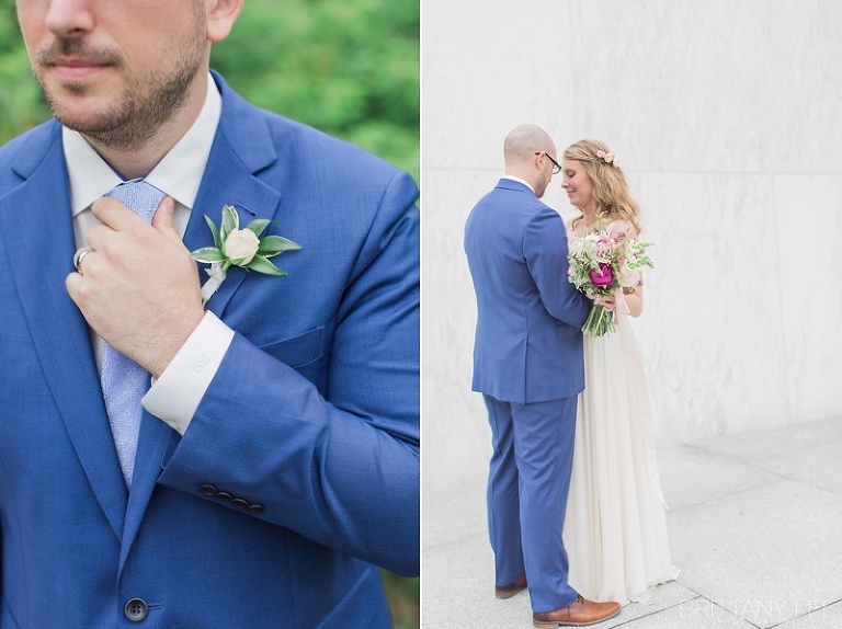 Bride and Groom pictures at downtown Ottawa Wedding