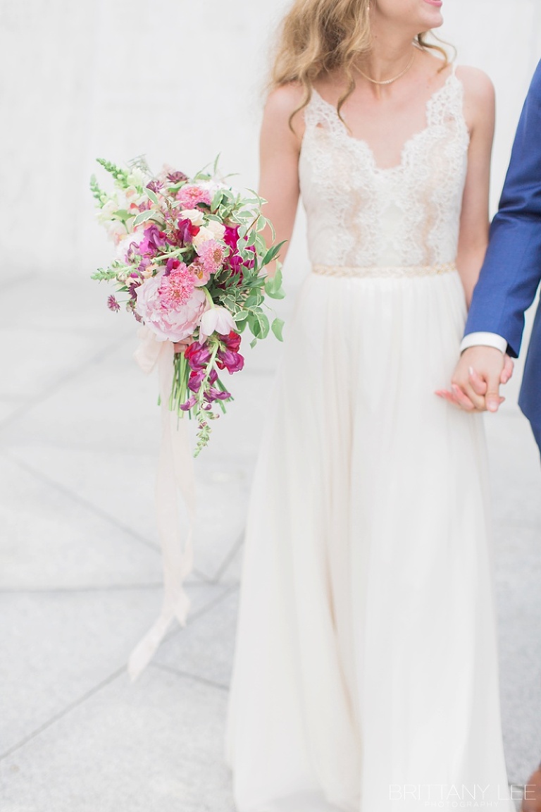 Bride and Groom pictures at downtown Ottawa Wedding