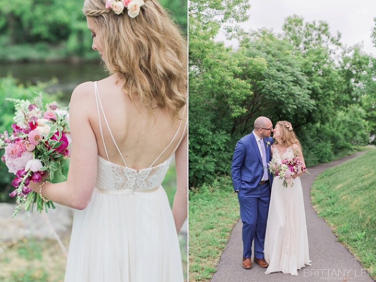 Bride and Groom pictures at downtown Ottawa Wedding