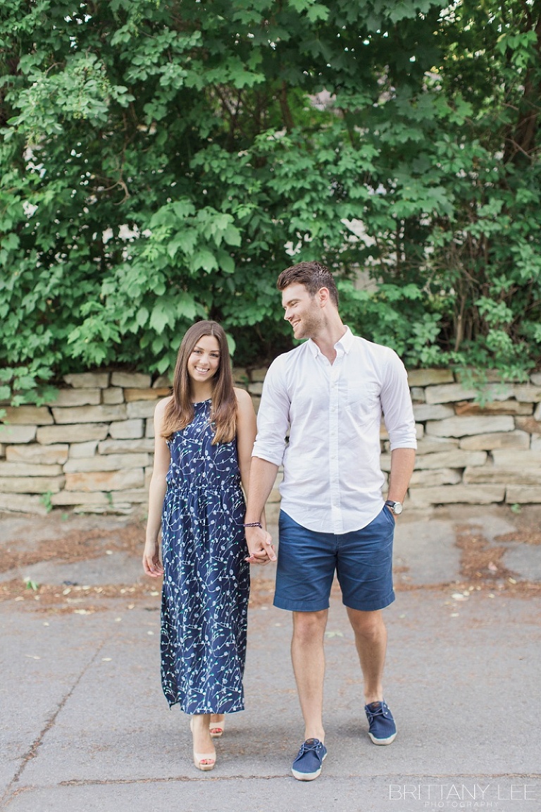 What to wear for engagement photos in Ottawa