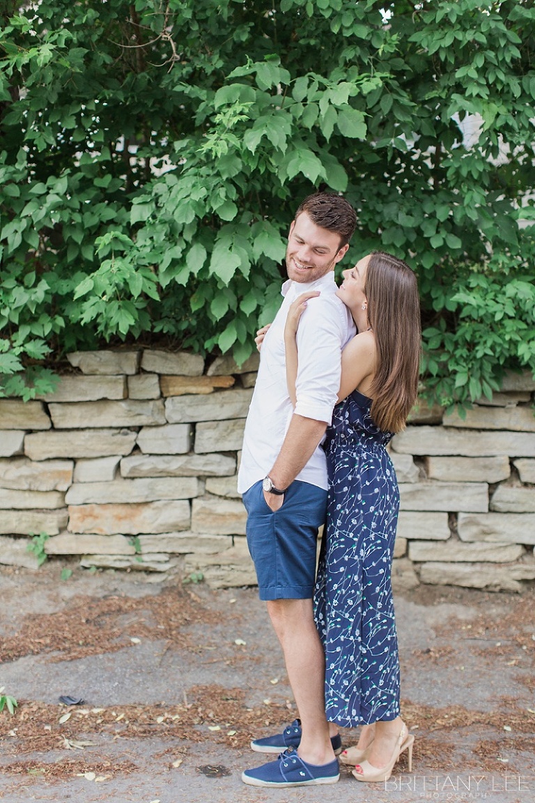 What to wear for engagement photos in Ottawa