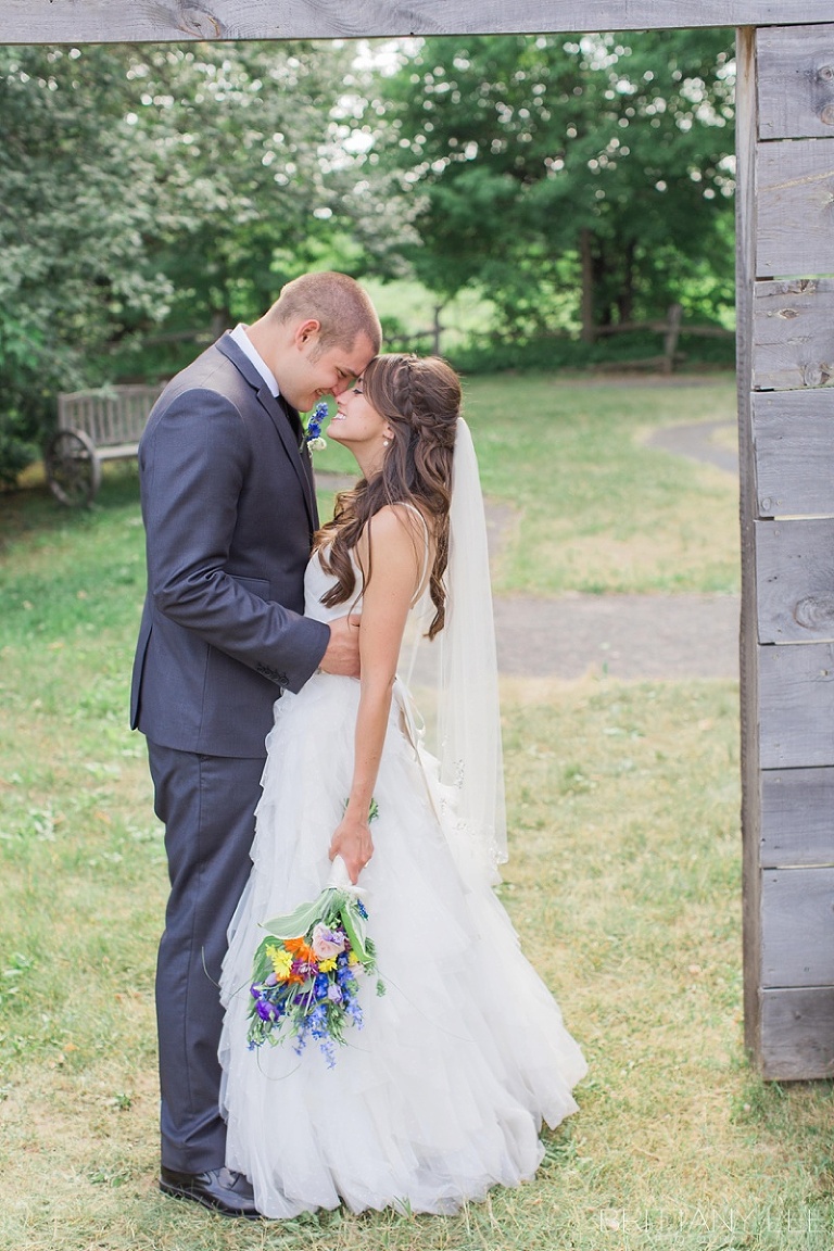 Rustic Ottawa wedding photos