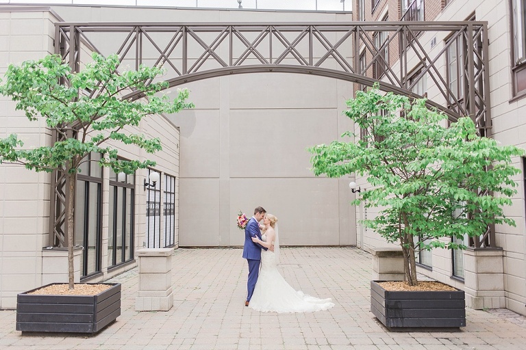 Downtown Ottawa Courtyard Restaurant Wedding - Brittany Lee Photography