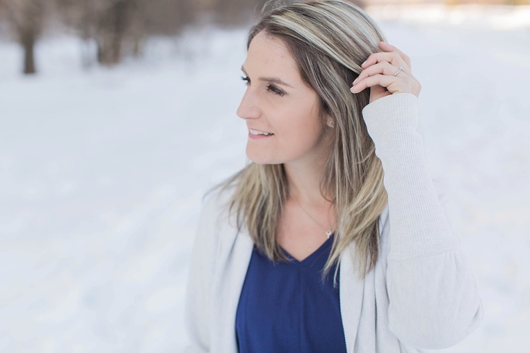 Winter engagement photos at the Ottawa Rideau Canal