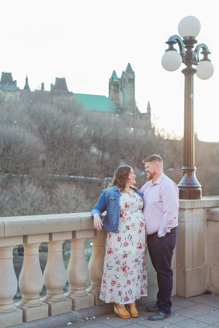 Engagement photos in downtown ottawa during the spring