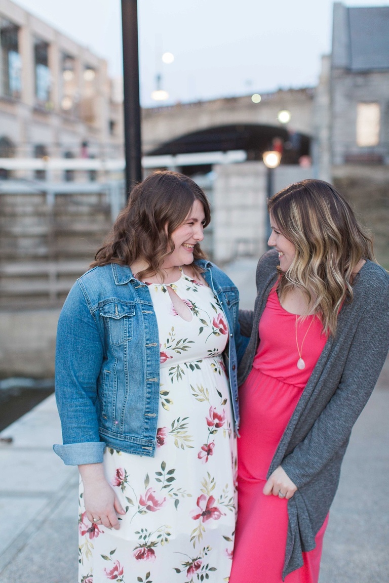 Engagement photos in downtown ottawa during the spring