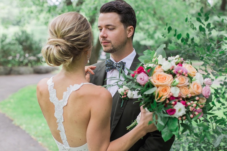 Almonte Herb Garden Summer Wedding - First Look photos at Hogs Back Park