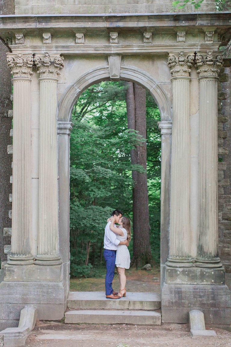 MacKenzie King Park - Abbey Ruins engagement photos