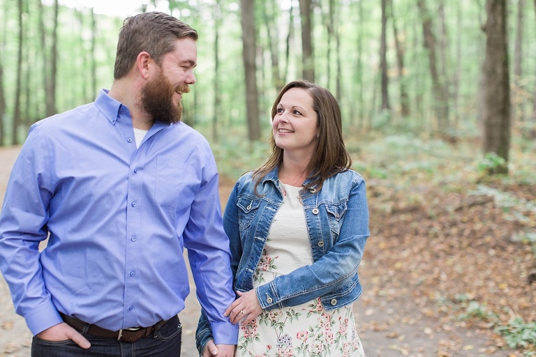 Gatineau Park Chelsea Fall Engagement Photos - cozy engagement photos along the Gatineau Park Trail