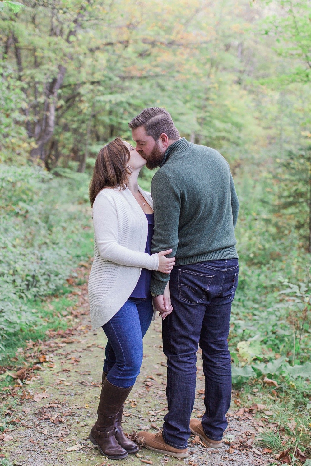 Victoria + Joe // Gatineau Park Chelsea Fall Engagement Photos ...