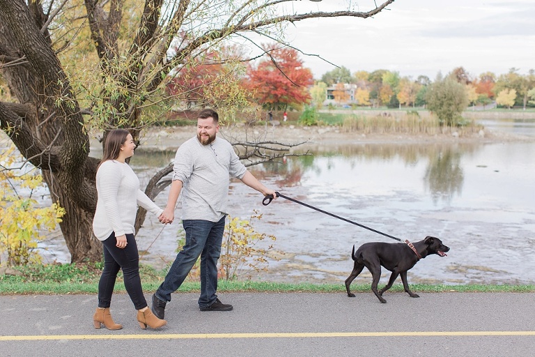 Cozy Fall engagement session at Ottawa Arboretum