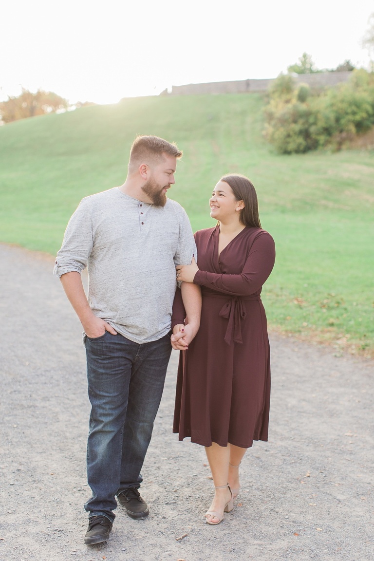 Cozy Fall engagement session at Ottawa Arboretum