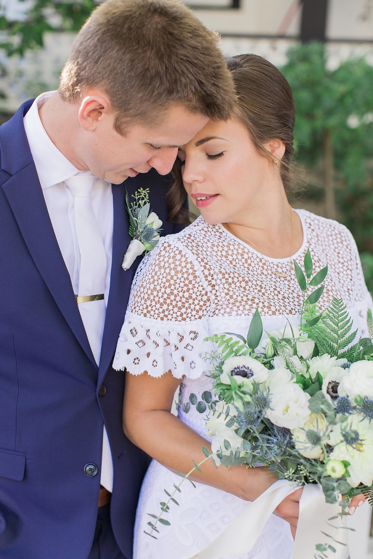 Intimate Fraser Cafe Ottawa wedding at Table 40