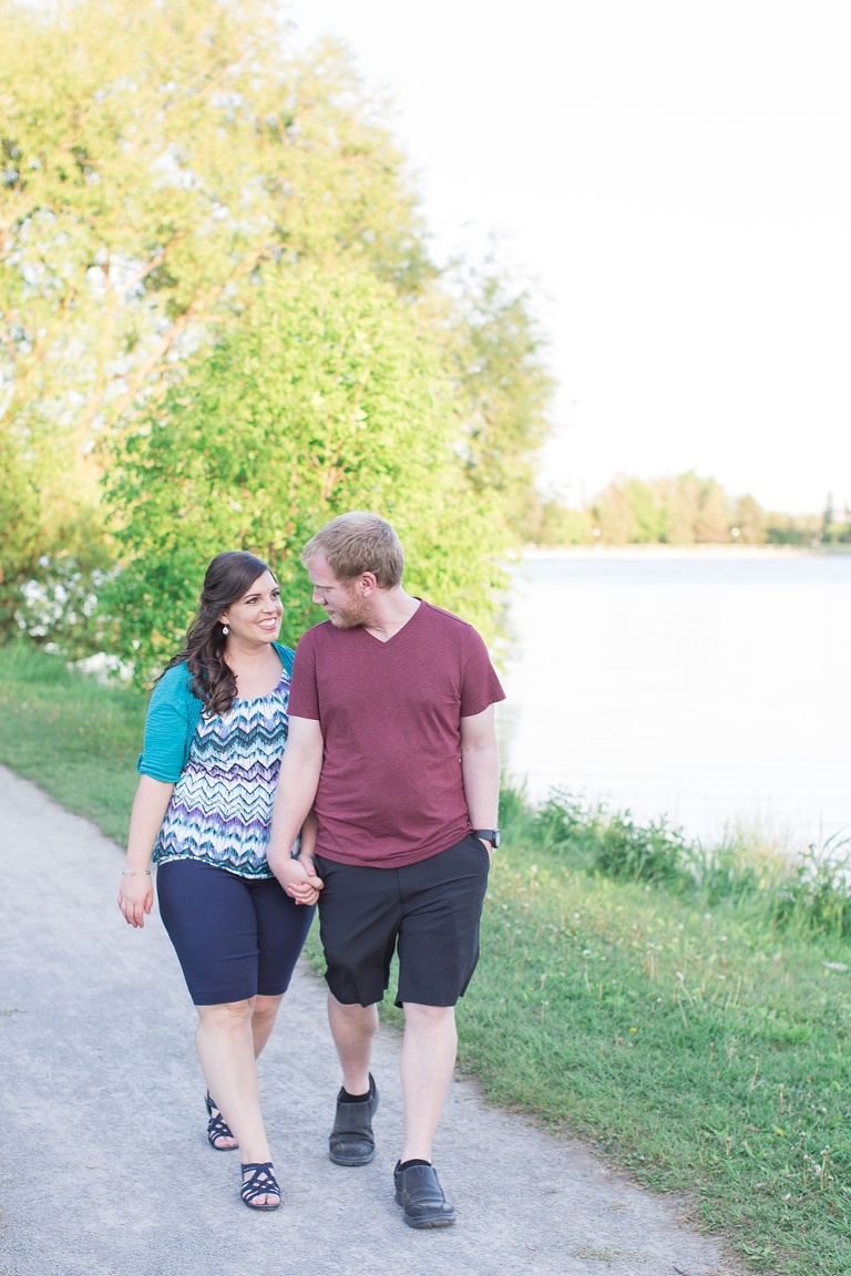 Bright sunset Ottawa Arboretum engagement photos 
