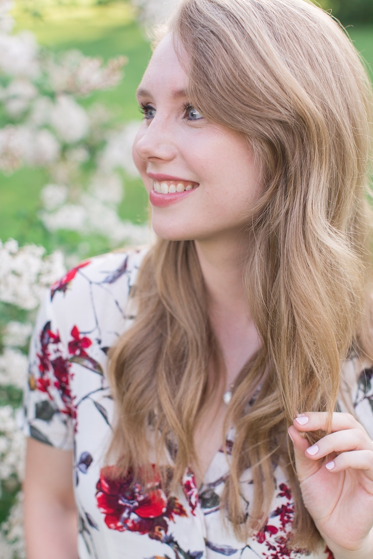engagement photos at the Ottawa experimental farm and Ottawa Arboretum