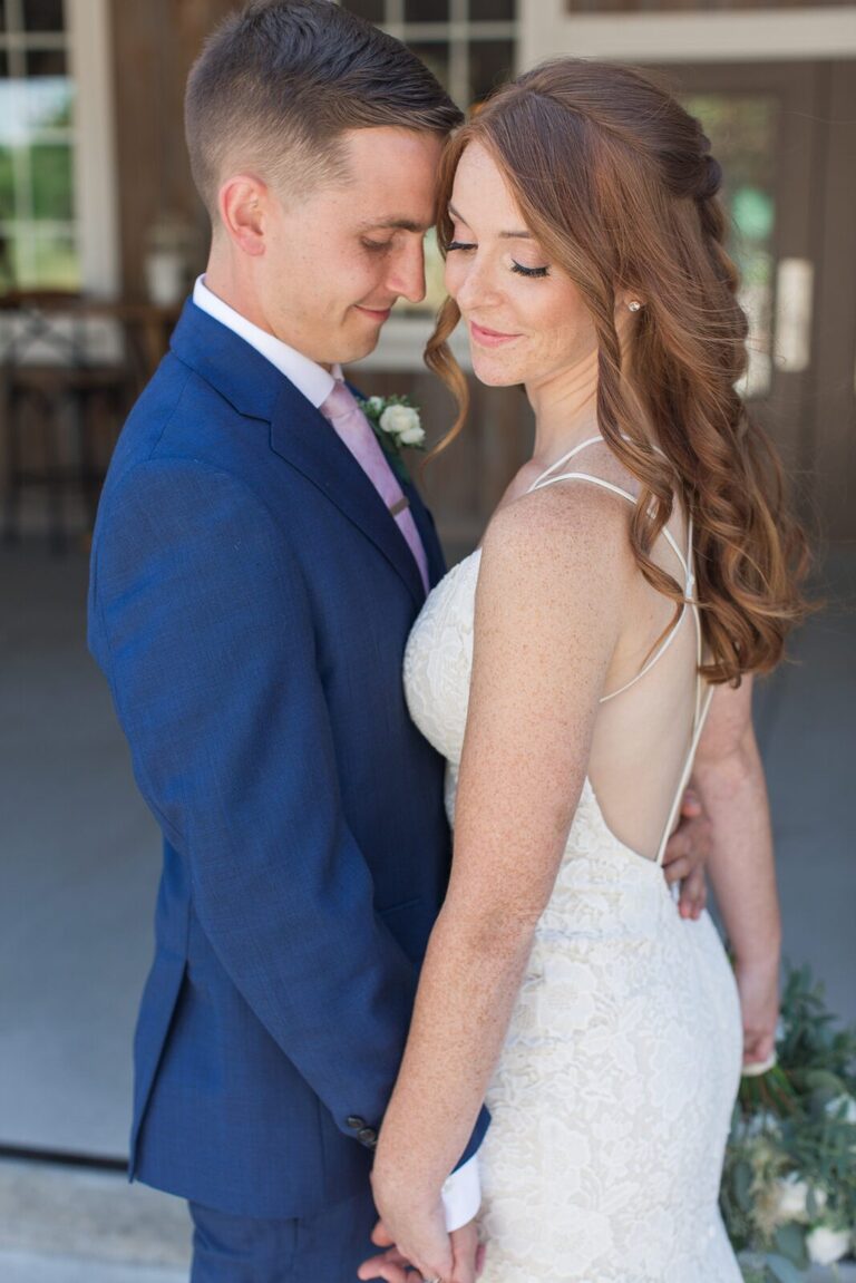 Ottawa Summer wedding at Stonefields Estate - wedding party portraits