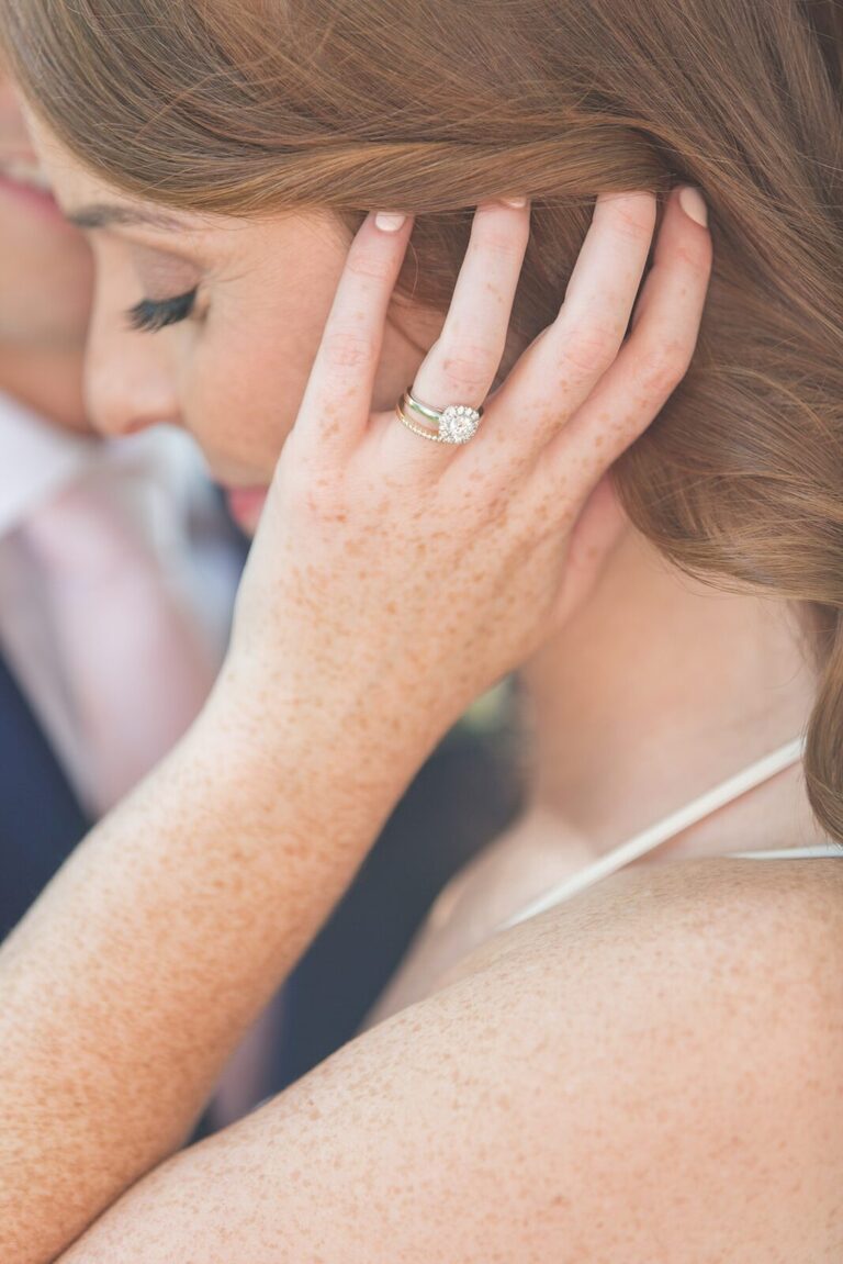 Ottawa Summer wedding at Stonefields Estate - Bride and Groom portraits