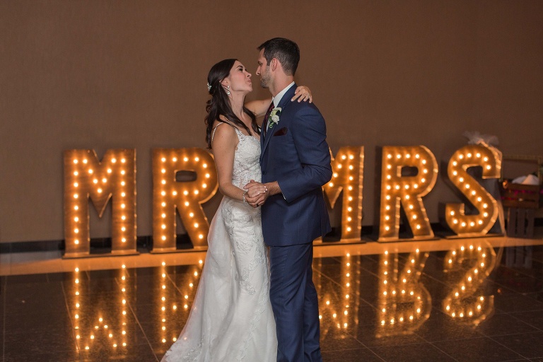 Perth Parkside Inn wedding - Bride and groom first dance