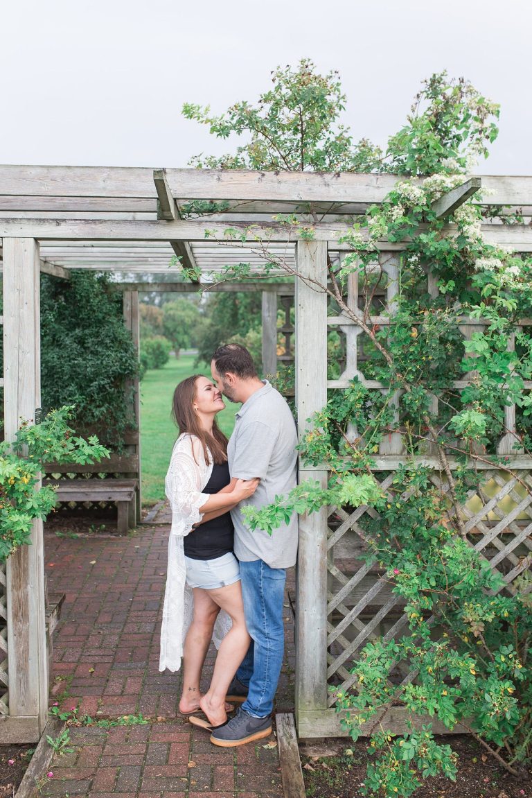 Summer Arboretum Ottawa engagement photo session