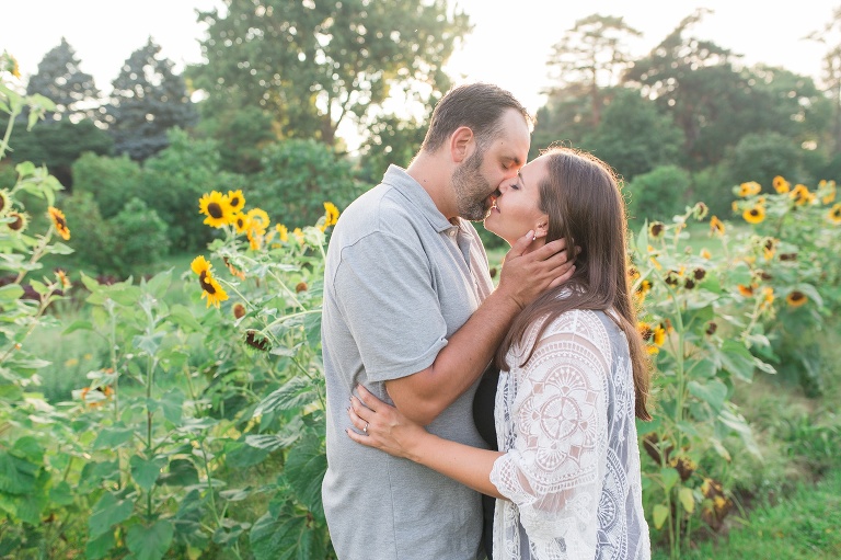 Summer Arboretum Ottawa engagement photo session