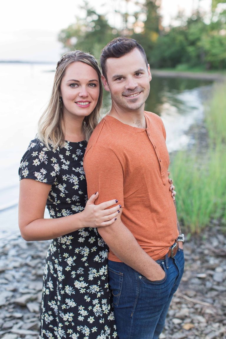 Pinheys Point Engagement session photos in ottawa